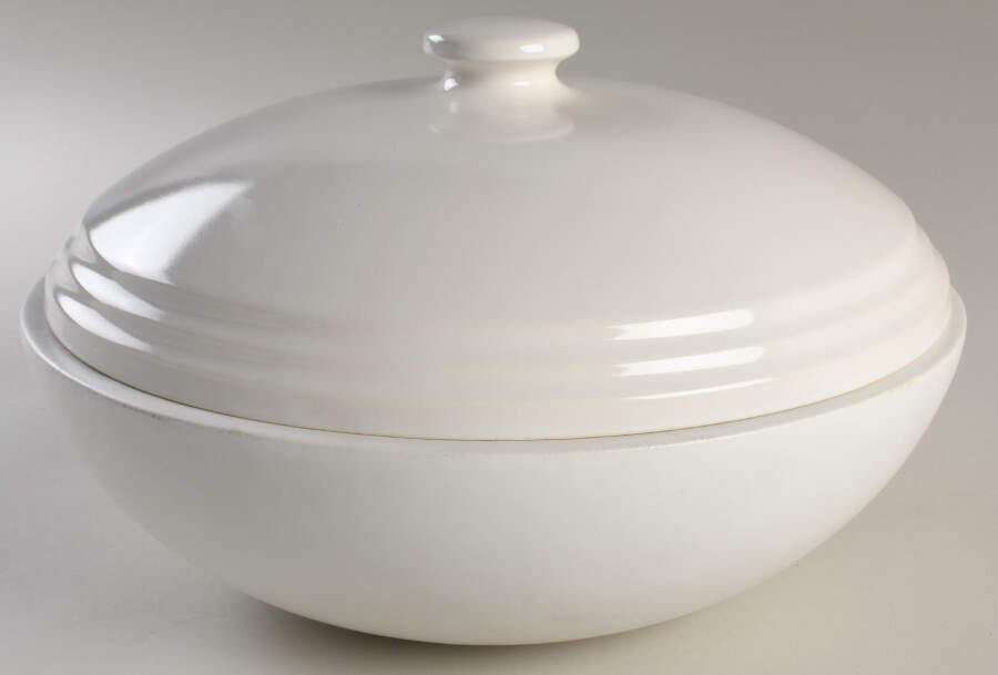 Centry White 4 Quart Round Covered Casserole by Dansk-1