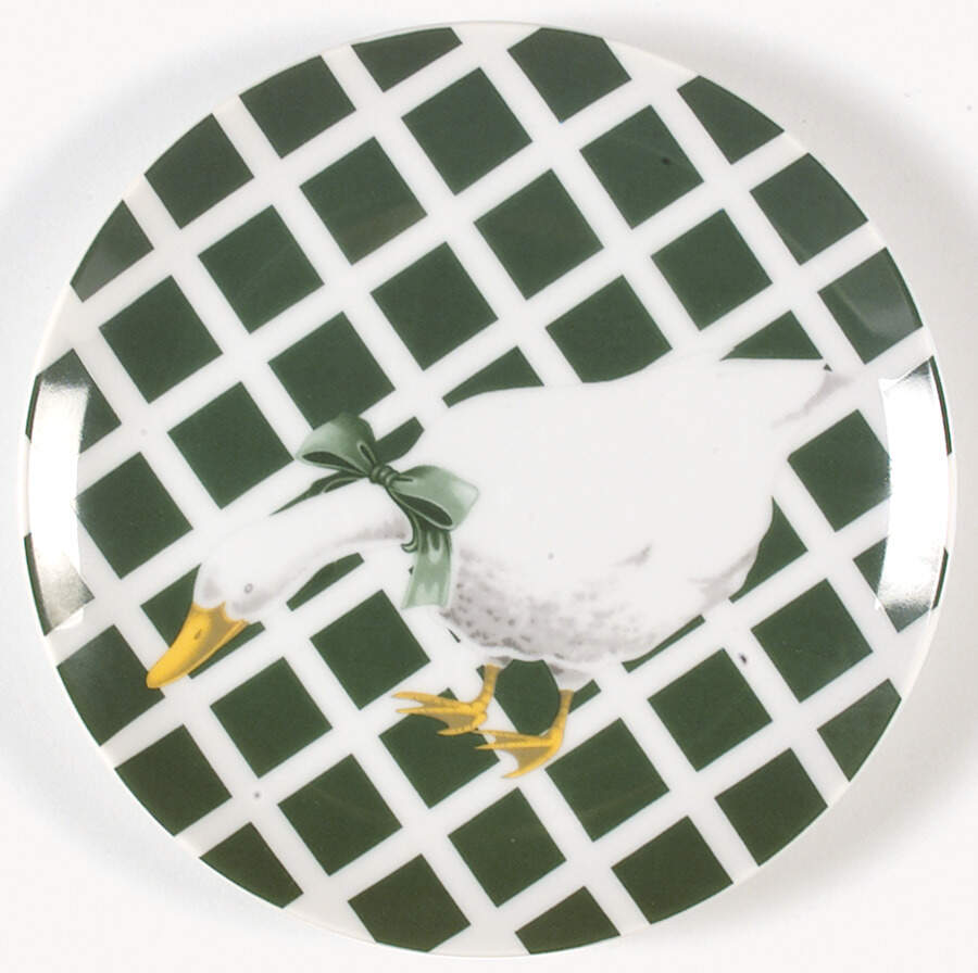 Trellage (Green) Salad Plate by Department 56-1