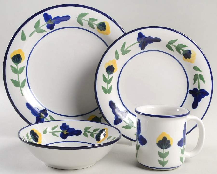 San Nicolo 4 Piece Place Setting by Dansk-1