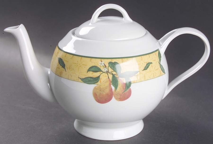 V & A Kensington Teapot & Lid by Philippe Deshoulieres-1