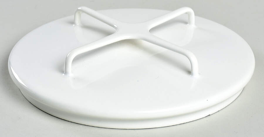 Kobenstyle White (Older) 2 Quart Metal Covered Casserole, Lid Only by Dansk-1