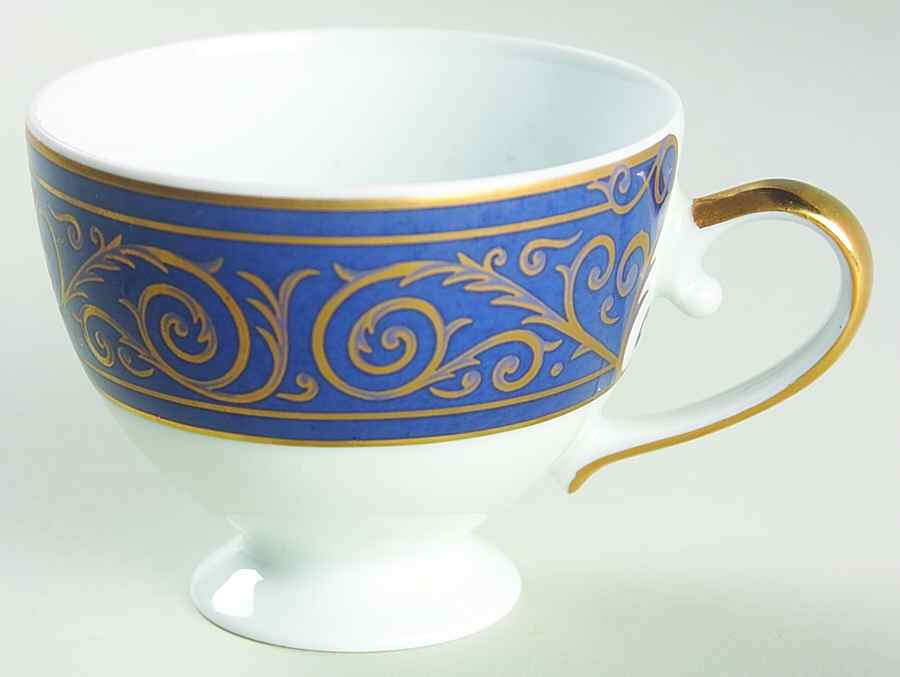 France Footed Cup by Philippe Deshoulieres-1