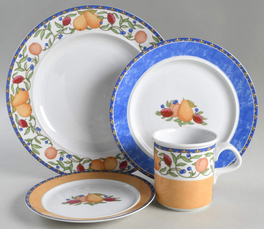 Fiance Fruits 32  Piece Estate Set by Dansk-1