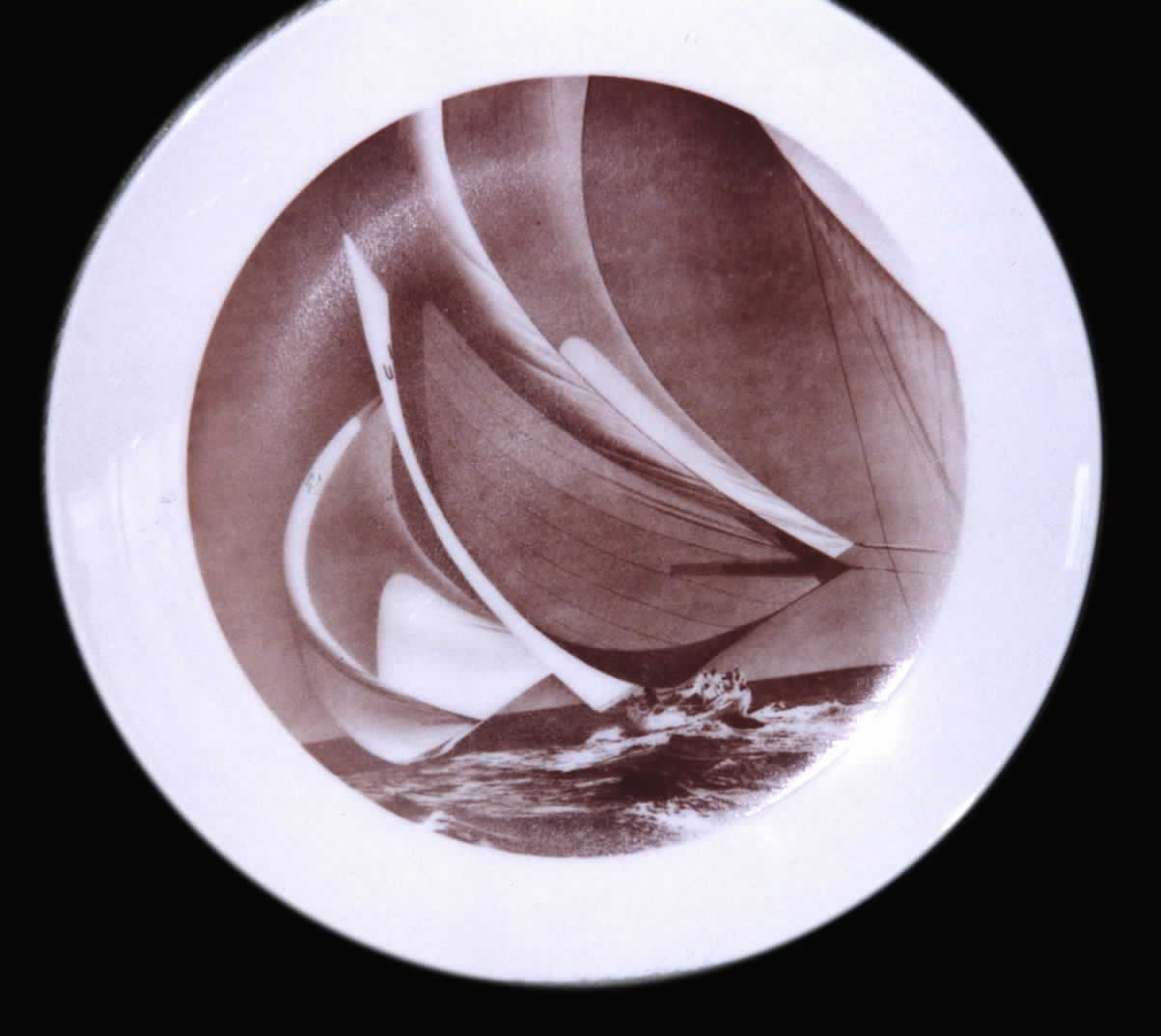 DTU4 Dinner Plate by Delano Studios-1