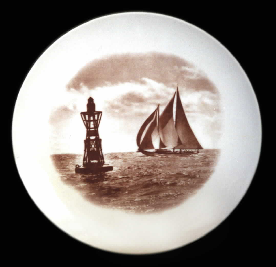 DTU4 Dinner Plate by Delano Studios-1