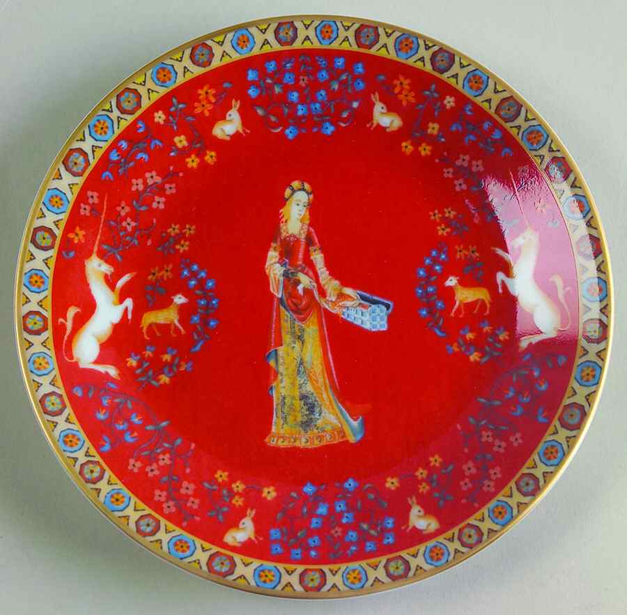 Dame A La Licorne Canape Plate by Philippe Deshoulieres-1