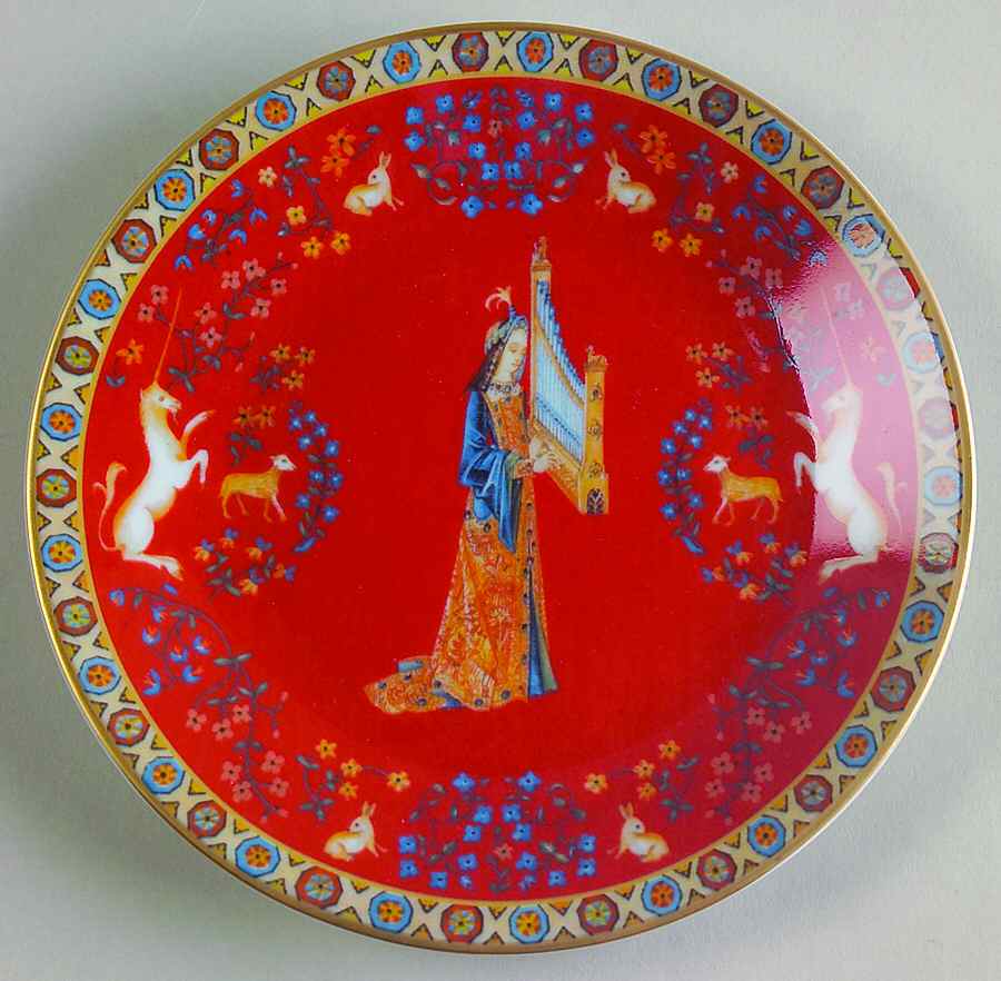 Dame A La Licorne Canape Plate by Philippe Deshoulieres-1