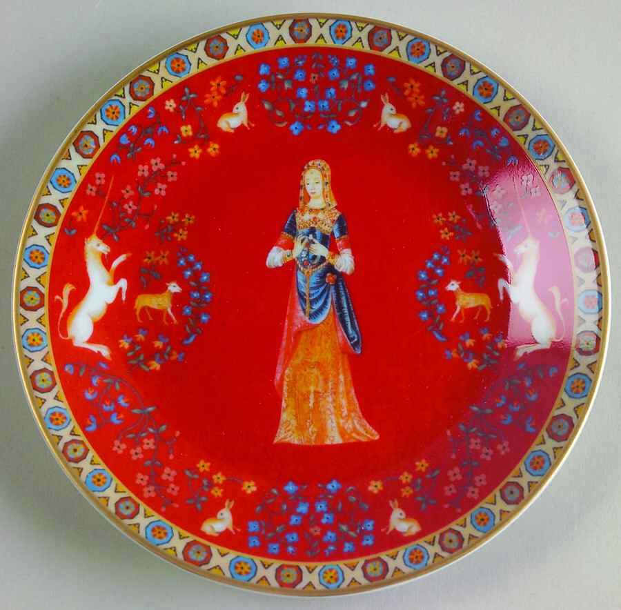 Dame A La Licorne Canape Plate by Philippe Deshoulieres-1