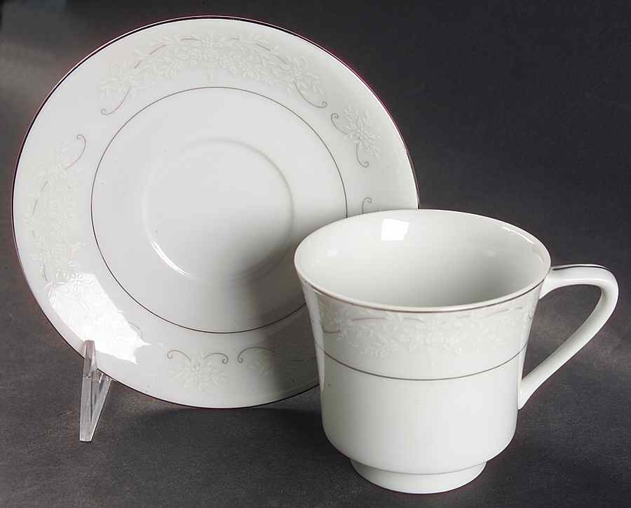 Florentine Footed Cup & Saucer Set by Delux Japan-1