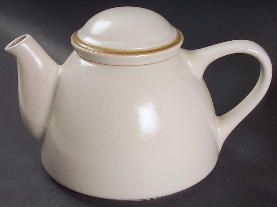Santiago White (Beige Body, Tan Edge) Teapot & Lid by Dansk-1