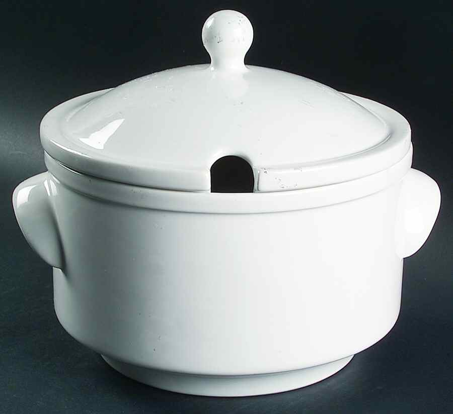 DAN84 Tureen &  Lid by Dansk-1