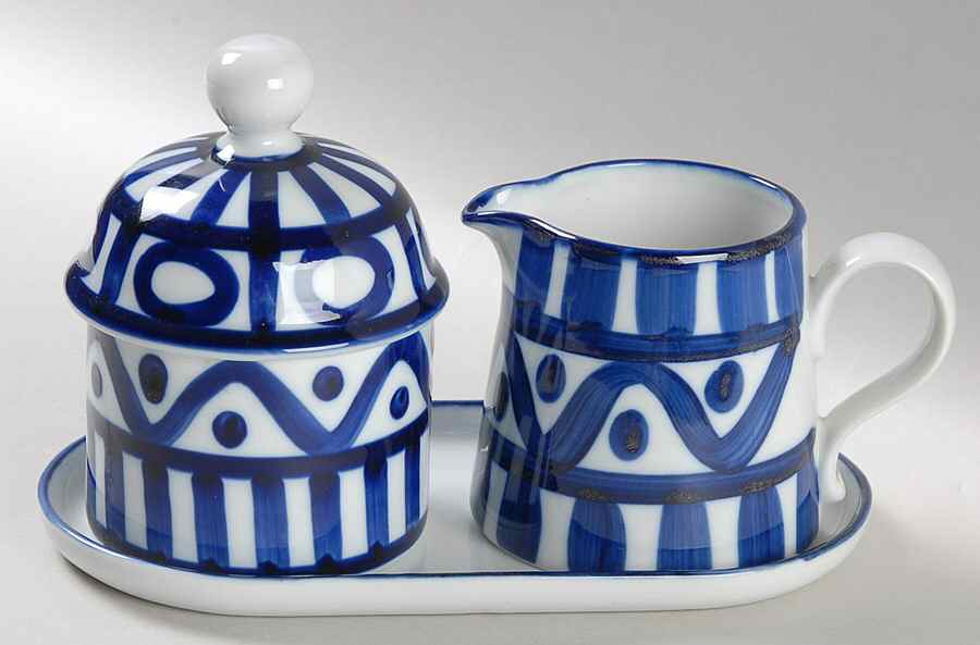 Arabesque (Japan, Taiwan) Creamer & Sugar with Lid & Tray Set by Dansk-1