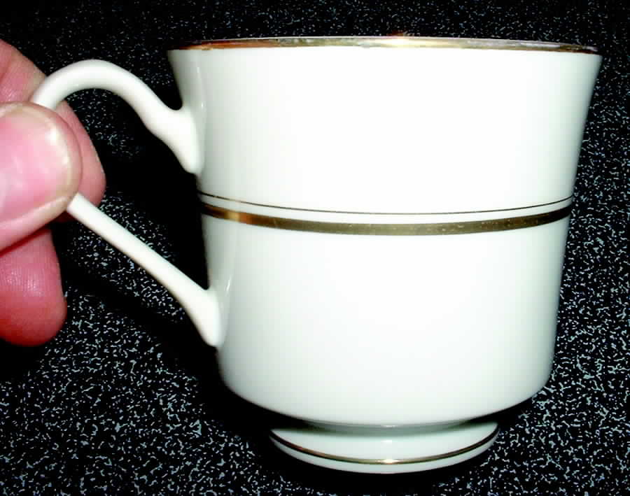 Goldring Footed Cup by Delux Japan-1