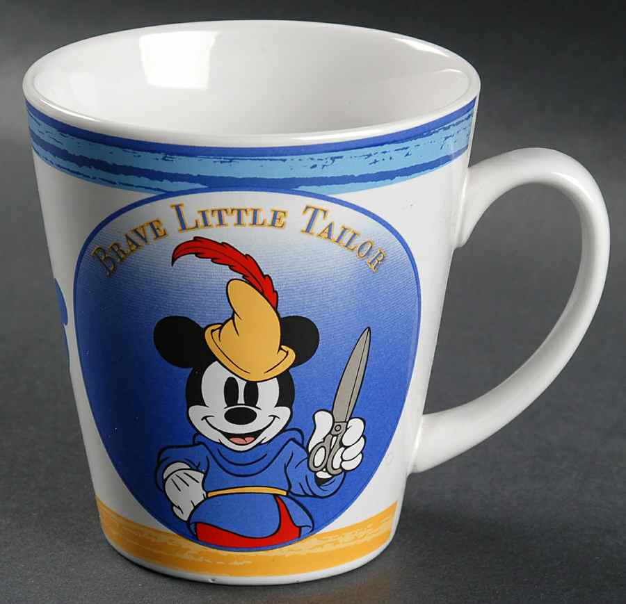 DIN2 Mug by Disney-1