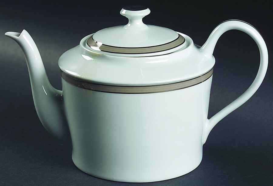 Artica Teapot & Lid by Philippe Deshoulieres-1