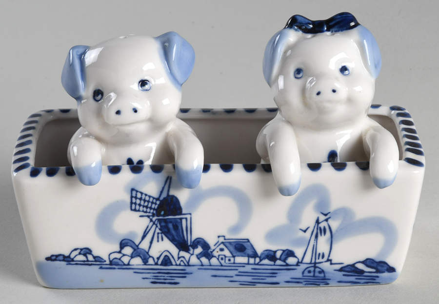 Delft Blue Figural Salt & Pepper Set W/Holder by Dutch American Import Company-1