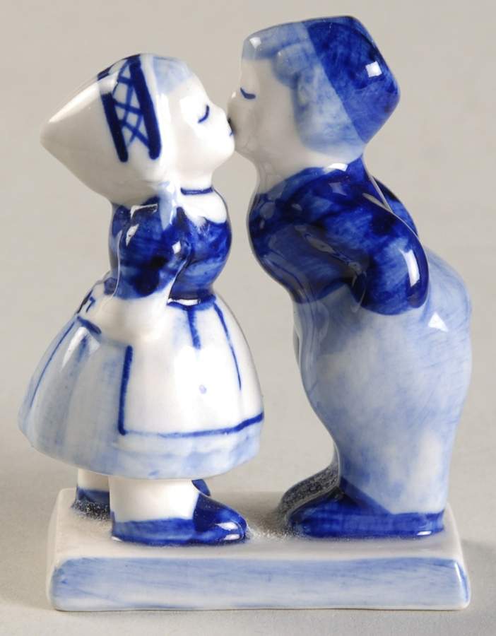 Delft Blue Figurine by Dutch American Import Company-1