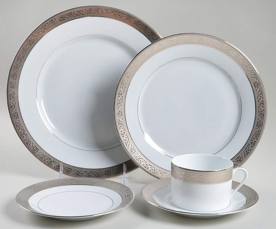 Trianon Platinum 5 Piece Place Setting by Philippe Deshoulieres-1