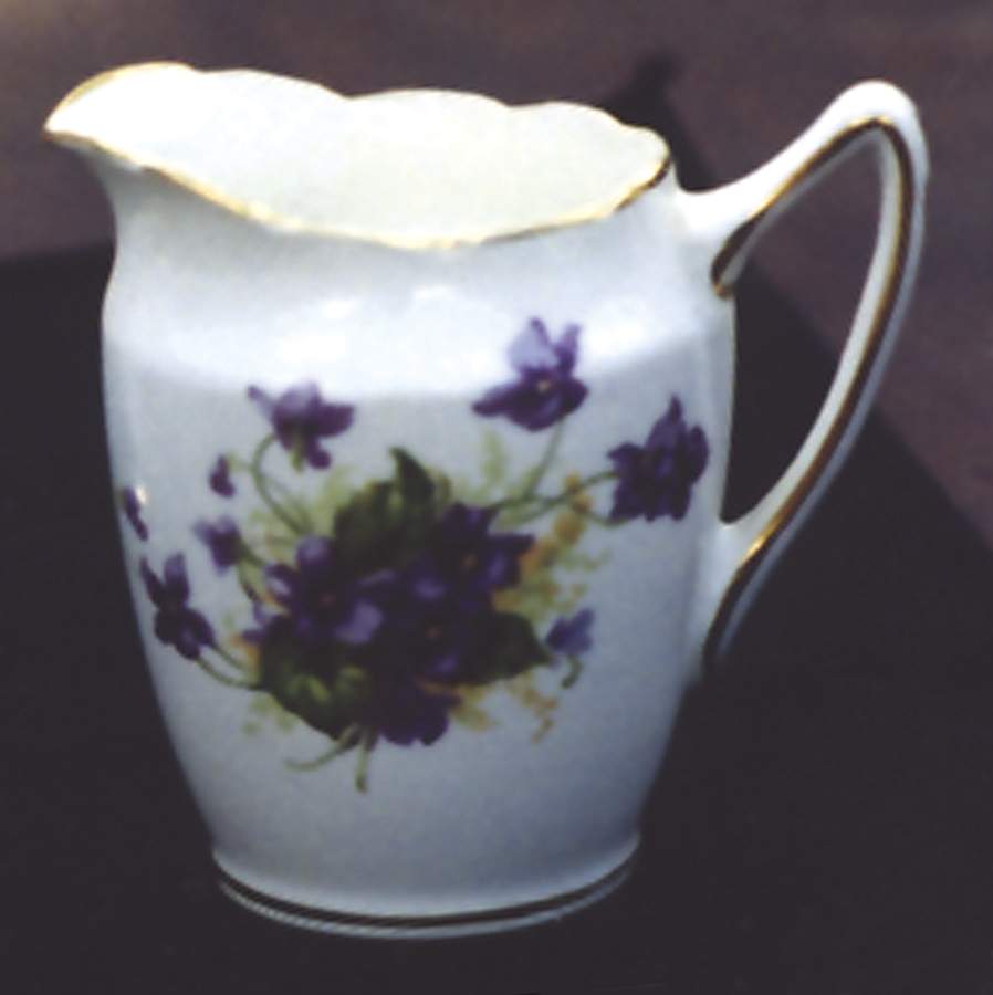 DUC32 Creamer by Duchess-1