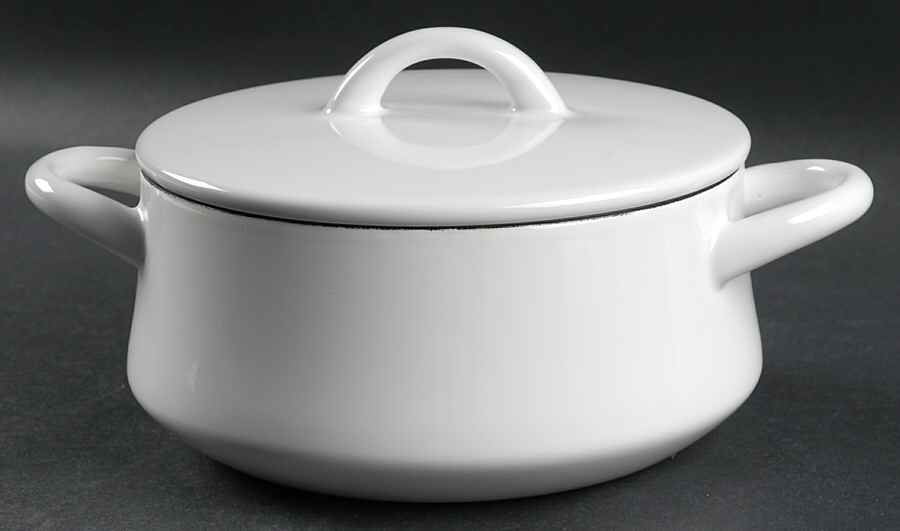 Bistro Enamel White 2 Quart Metal Covered Casserole by Dansk-1