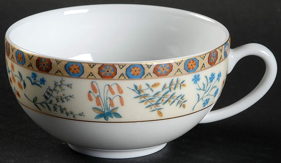 Dame a la Licorne (Restaurant) Flat Cup by Philippe Deshoulieres-1