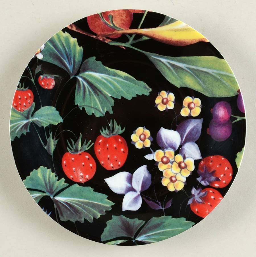 Wild Berries Canape Plate by Philippe Deshoulieres-1