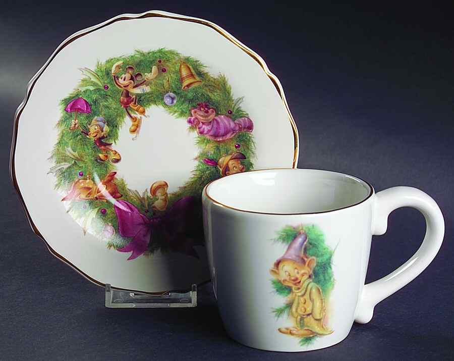 DIN7 Flat Cup & Saucer Set by Disney-1