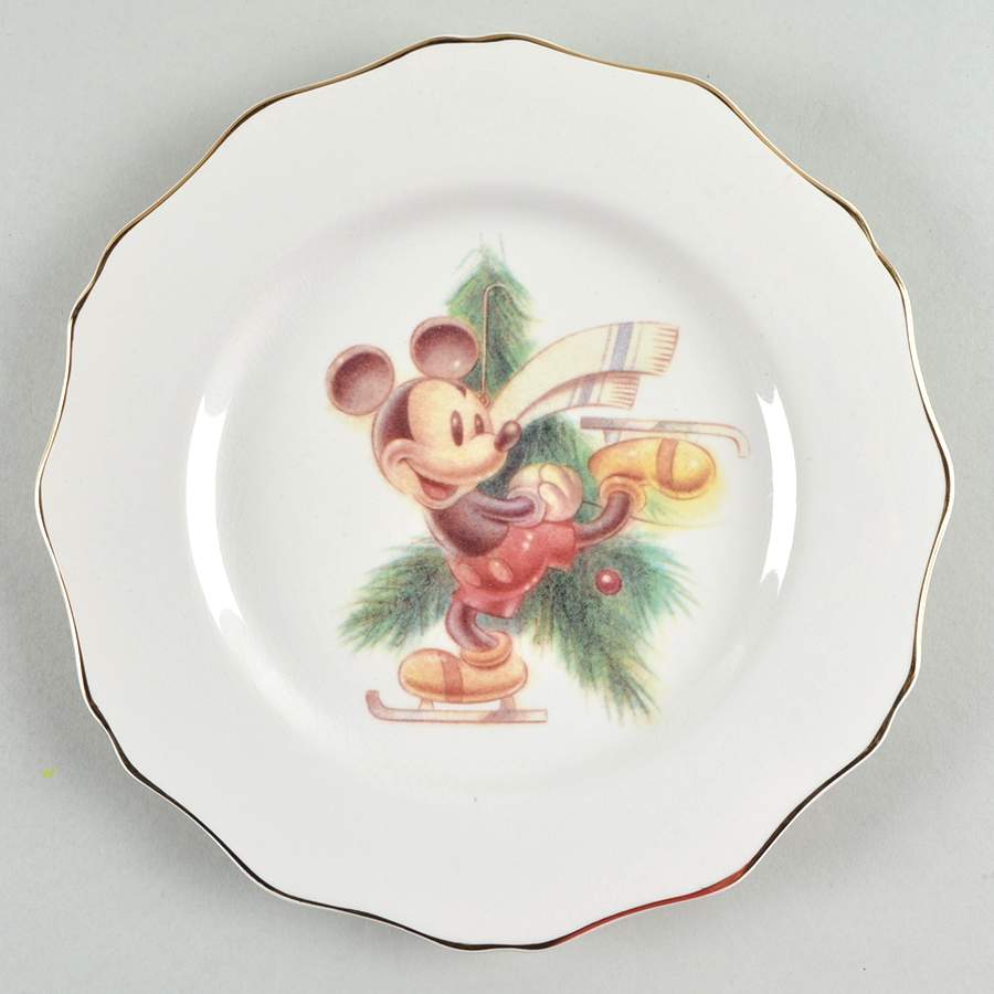 DIN7 Luncheon Plate by Disney-1