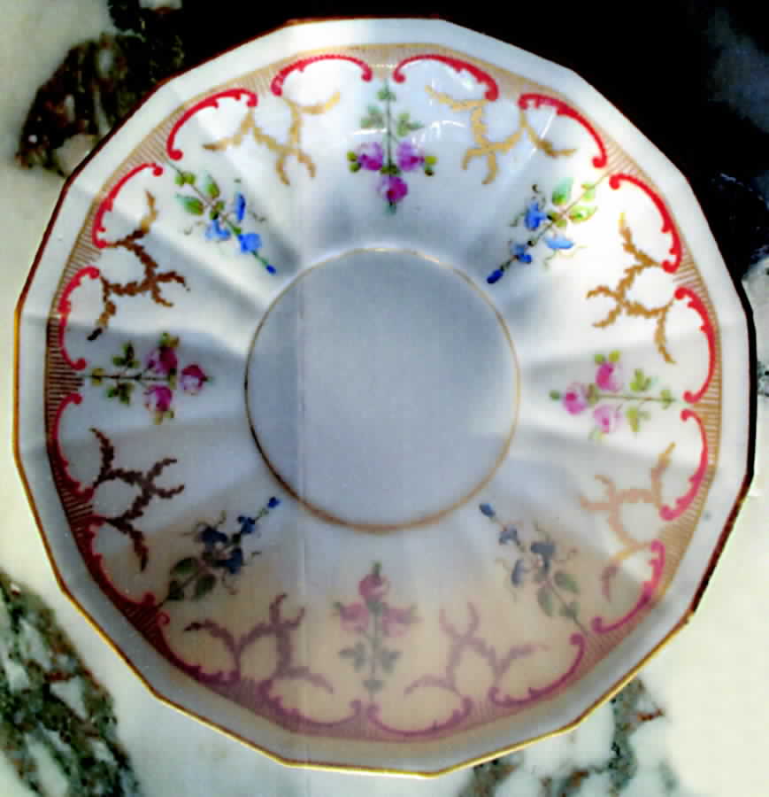 DMT29 Saucer by G Demartine-1
