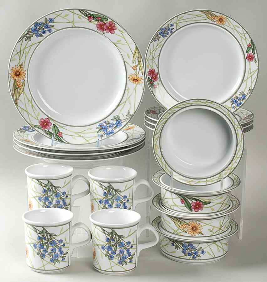 Cafe Floral 16 Piece Set by Dansk-1