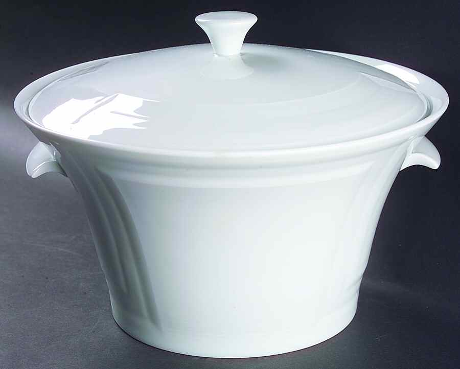 Celtika White Tureen &  Lid by Philippe Deshoulieres-1