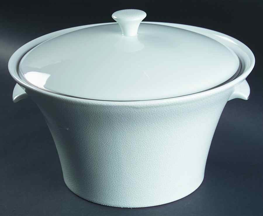 Seychelles Mat Platinum Filet Tureen &  Lid by Philippe Deshoulieres-1