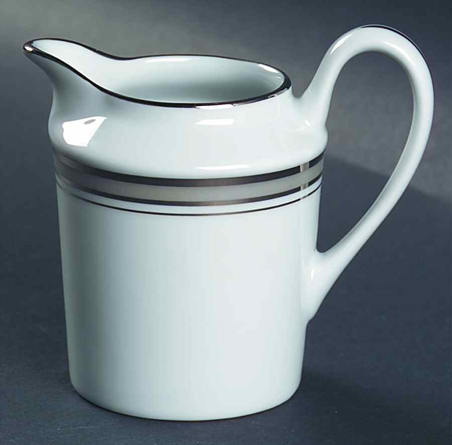 Excellence Gray Creamer by Philippe Deshoulieres-1