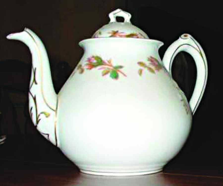 DEI106 Teapot & Lid by Delinieres-1