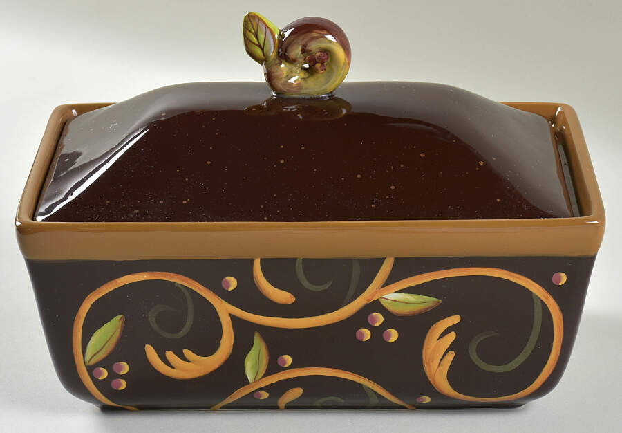 Chocolate Berries 3 Quart Rectangular Casserole with Lid by Demdaco-1