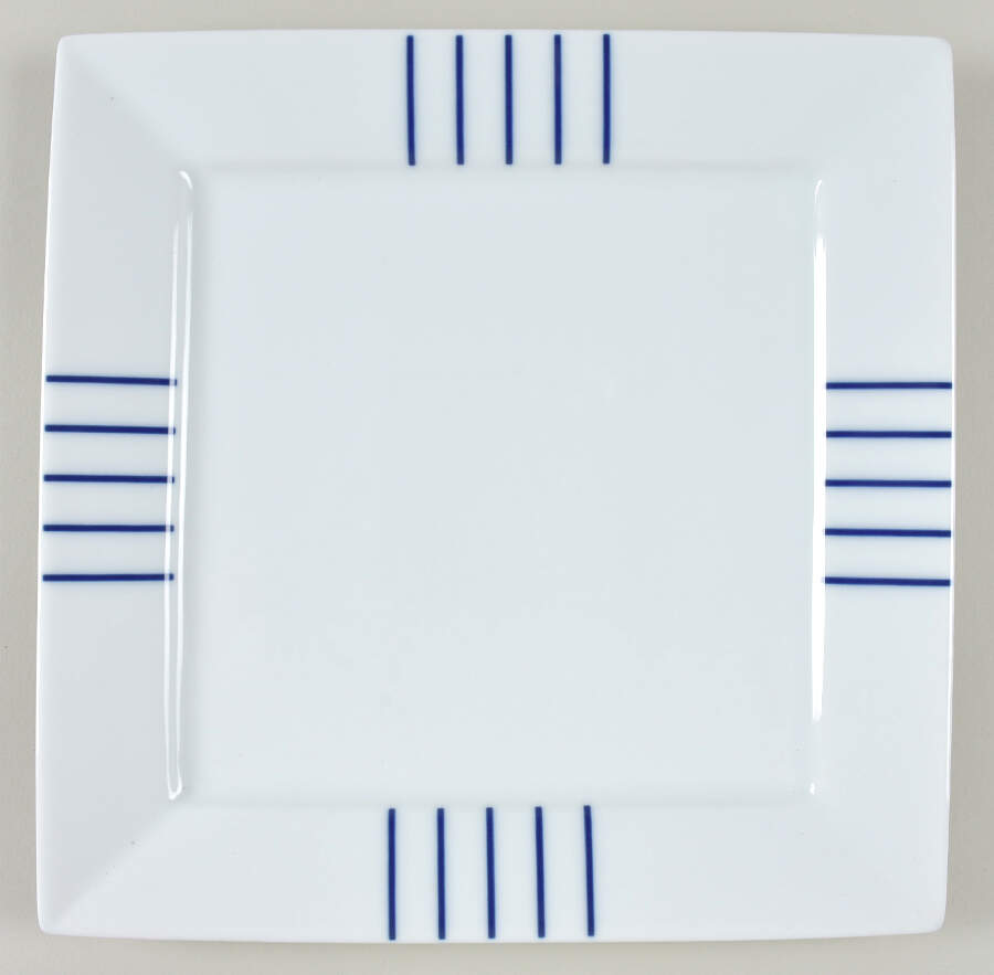Club Square Dinner Plate by Daniel Cremieux-1