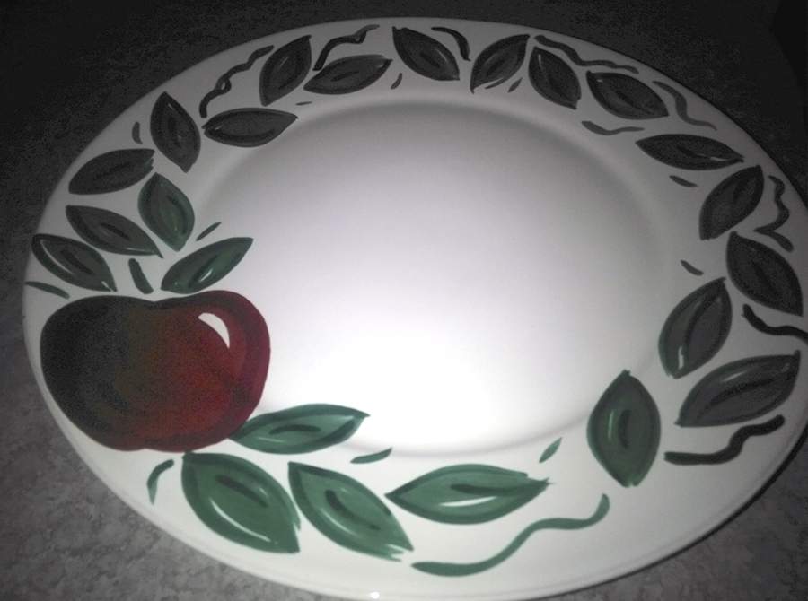 DAN129 Dinner Plate by Dansk-1
