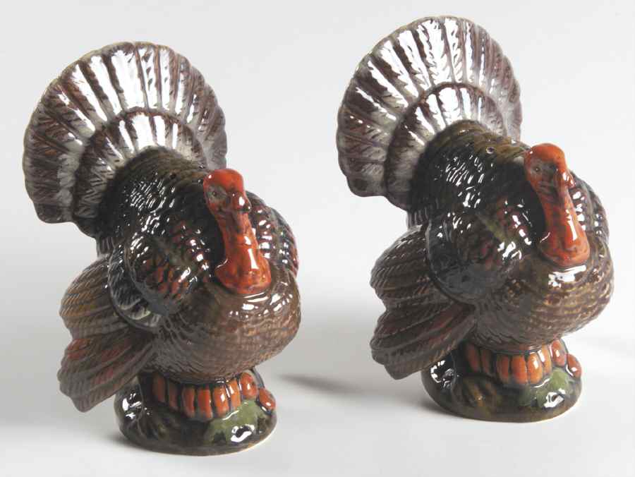 Orchard Collection (Giftware) Figural Salt and Pepper by Department 56-1