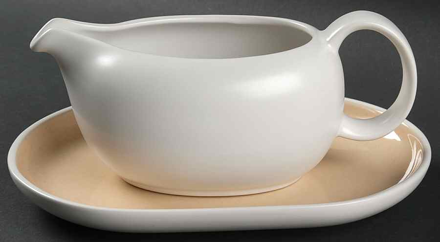 Arvada Sand Gravy Boat & Underplate by Dansk-1