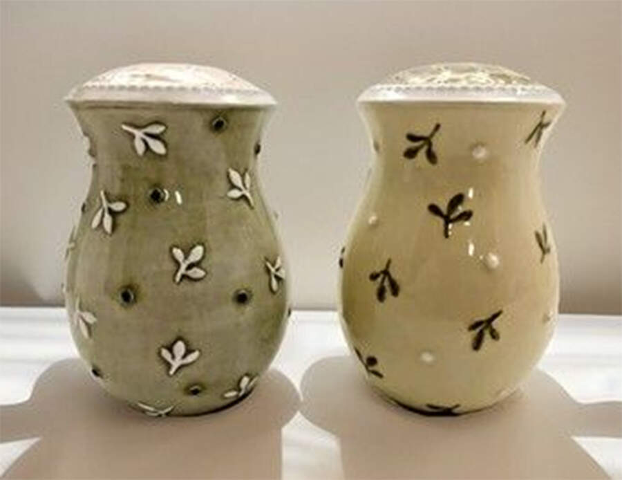 Devonshire Place Salt & Pepper Set by Demdaco-1