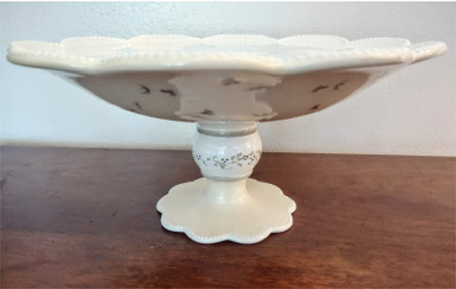 Devonshire Place 11" Diameter Pedestal Cake Stand by Demdaco-1