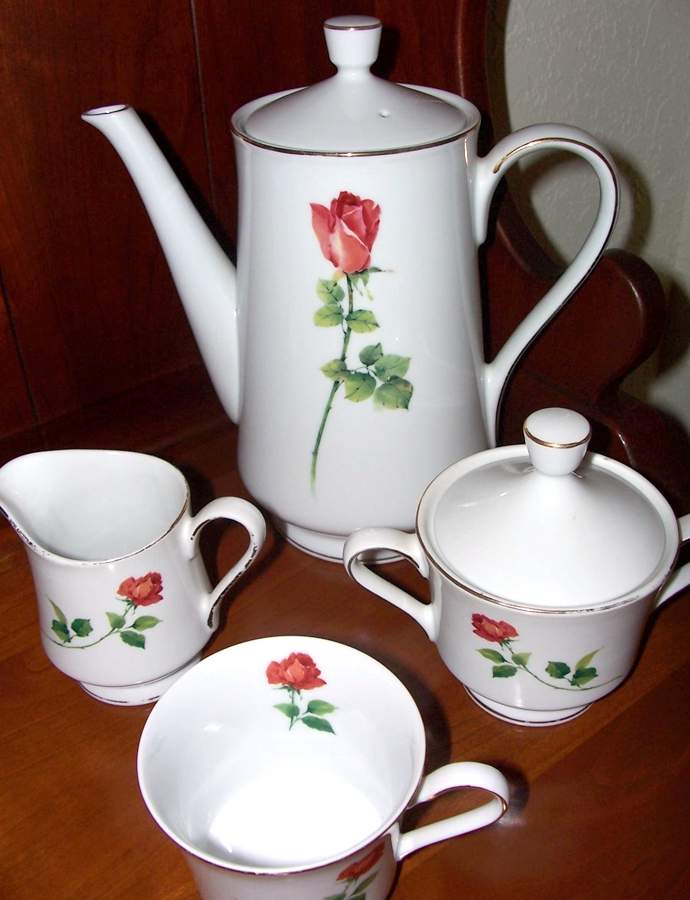 American Greeting Coffee Pot & Lid by Designers Collection-1