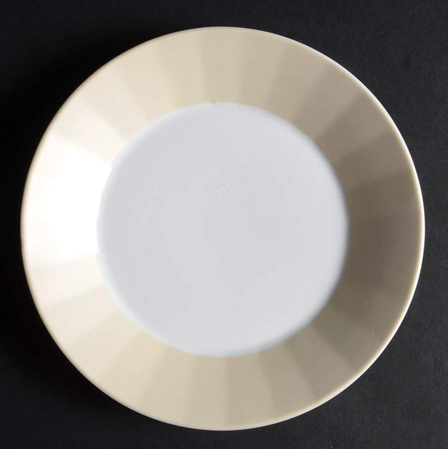 Metria Champagne Dessert/Pie Plate by Dansk-1