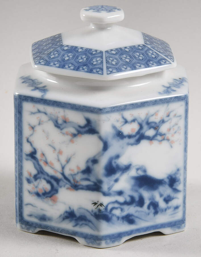 Dynasty Blue Sugar Bowl & Lid by Dolphin-1