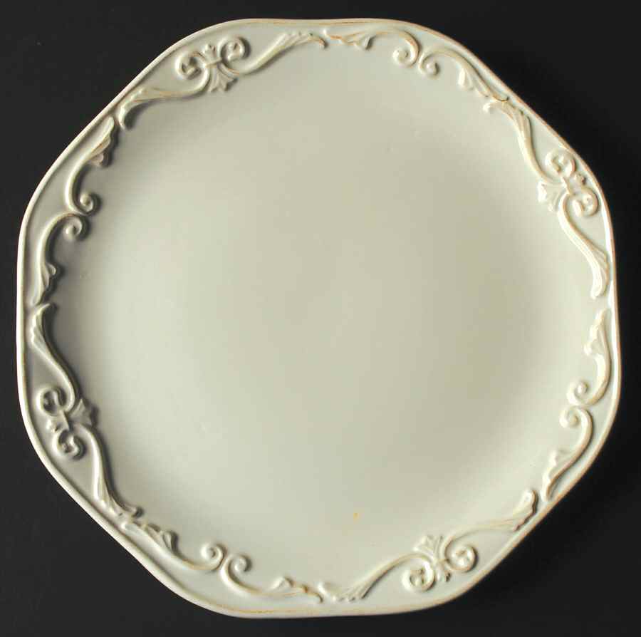 Marie Antoinette Dinner Plate by Daniel Cremieux-1