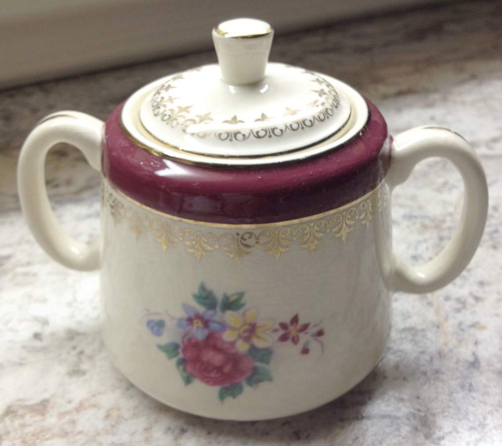 DAI1 Sugar Bowl & Lid by Davison & Son-1