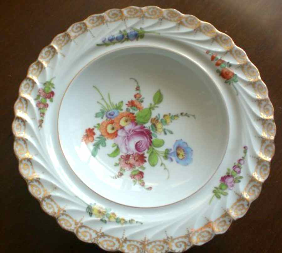 284-2 Muffin Dish No Lid by Dresden (German)-1