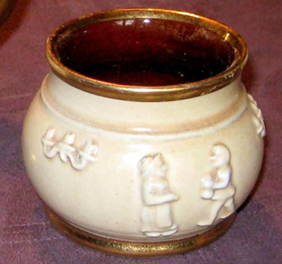 Festive Mini Open Sugar Bowl by Denby-Langley-1