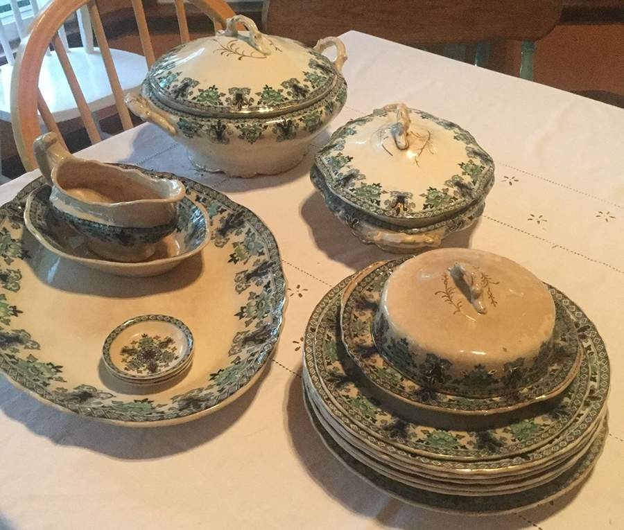 Glencoe Green Dinner Plate by Dunn Bennett-1