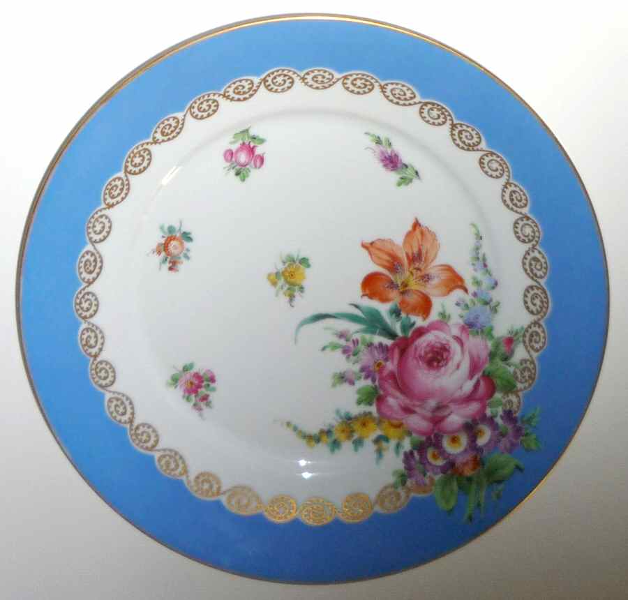 DRE100 Dinner Plate by Dresden (German)-1
